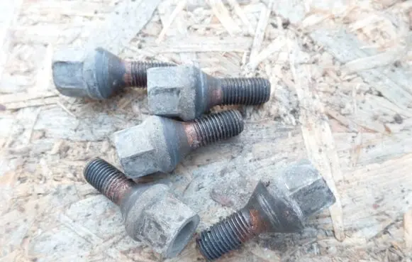Renault Laguna II Nuts/bolts 