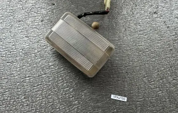 Mitsubishi Pajero Boot/trunk interior light MB622242