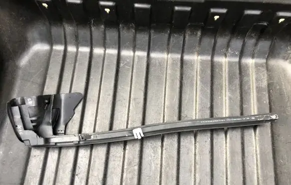 Mercedes-Benz E W238 Rear door rubber seal (on body) A2386730700