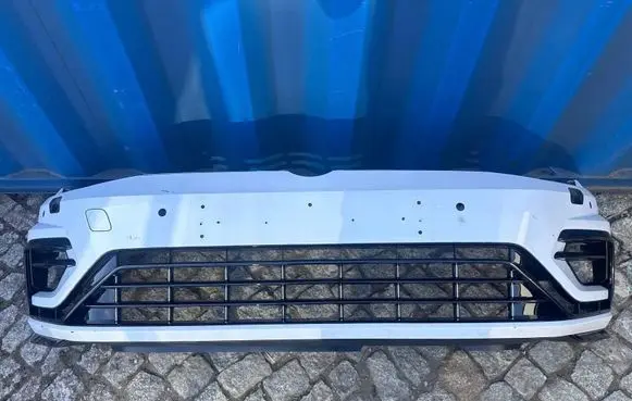 Volkswagen Golf VII Front bumper 5G0807221MJ