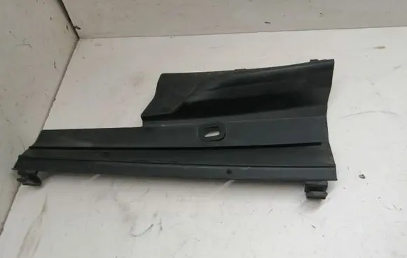 Toyota Yaris Other engine bay part 557830D160