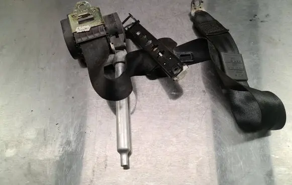 Audi A6 S6 C5 4B Front seatbelt 4B0857705E 0566024 560366900