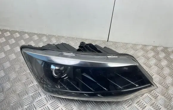 Skoda Fabia Mk3 (NJ) Headlight/headlamp 6V1941016B