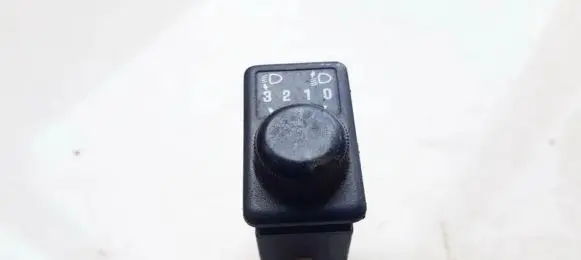 Nissan Sunny Headlight level height control switch