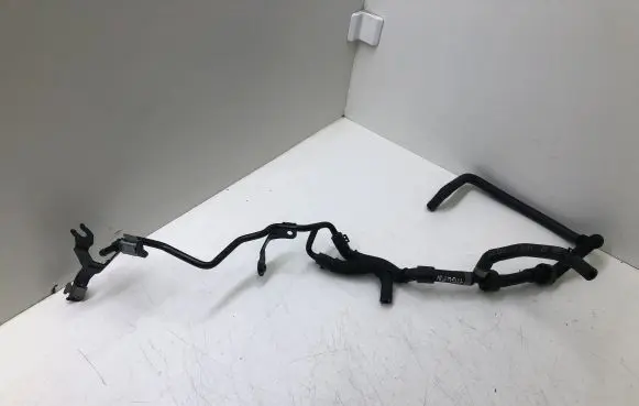 Volkswagen Tiguan Allspace Brake vacuum hose/pipe 04L121070AB