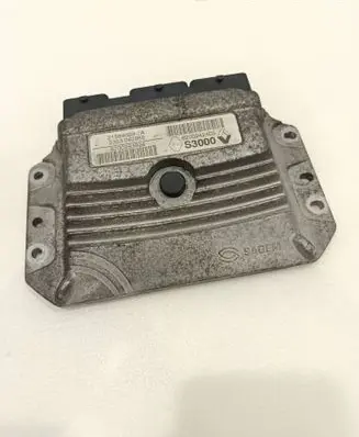 Renault Megane II Engine control unit/module 8200242405 215840297A 8200283924