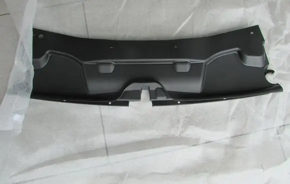 Mercedes-Benz Vito Viano W447 Engine bonnet/hood lock trim molding A4478850236