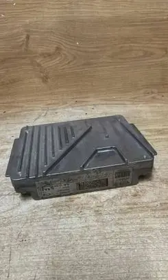 Volvo V70 Engine control unit/module ECU 30729998A