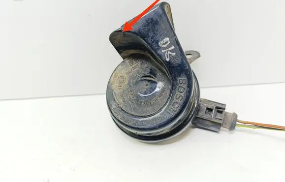 Skoda Superb B5 (3U) Horn signal 011157