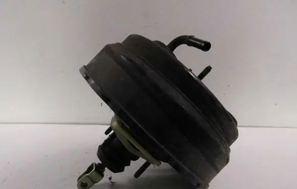 Hyundai Santa Fe Brake booster 5861026051