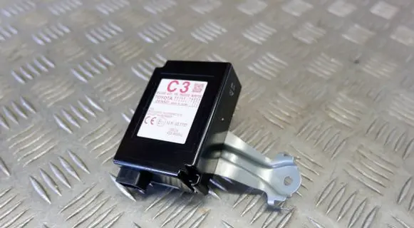 Lexus CT 200H Tire pressure control unit 8976076050