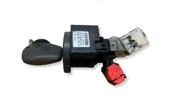 Renault Master III Ignition lock 8200405701F 2811334922T C5050A529