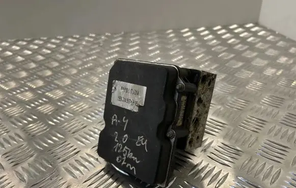 Audi A4 S4 B7 8E 8H ABS Pump 8e0910517j