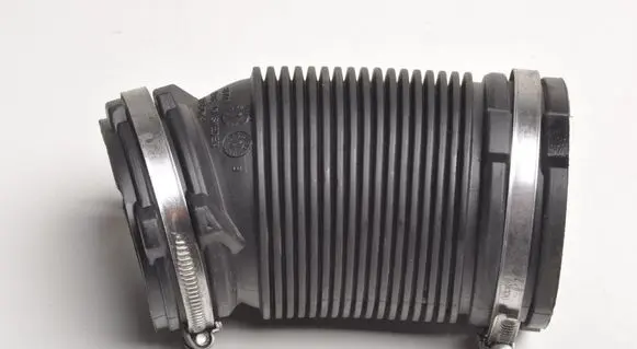 Volvo S90, V90 Air intake hose/pipe 32325493