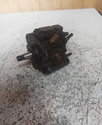 Renault Scenic I Fuel injection high pressure pump 7700111010 0445010018