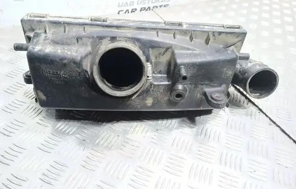 Subaru Forester SF Air filter box SAEPPT40 A0210