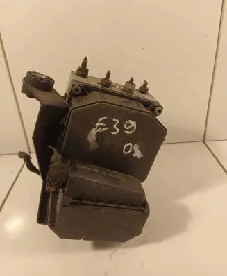 BMW 5 E39 ABS Pump 383249 0265950002 6758971