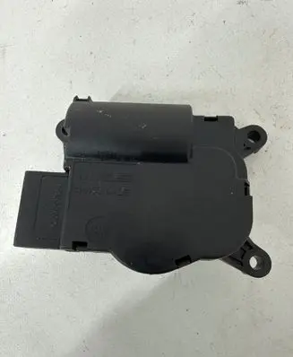 Volkswagen Touareg I Air flap motor/actuator 52411483 3093694 120907D5