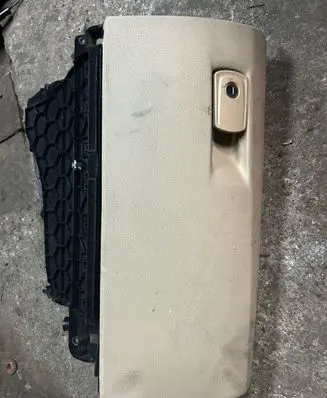 BMW 3 F30 F35 F31 Glove box