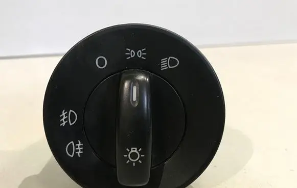 Skoda Octavia Mk2 (1Z) Light switch 1Z0941431G 04067403