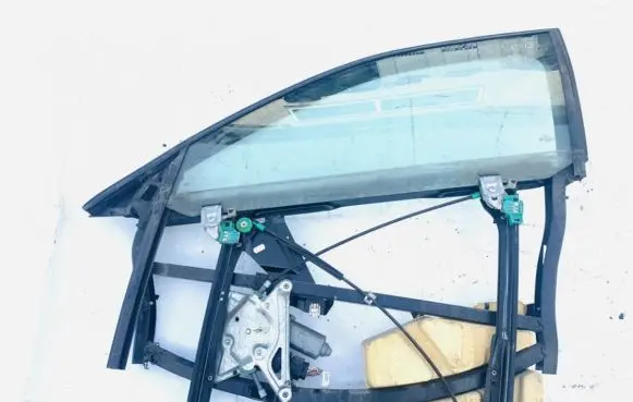 Audi A4 S4 B5 8D Front door window/glass frame 