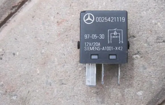 Mercedes-Benz SL R129 Other relay A0025421219
