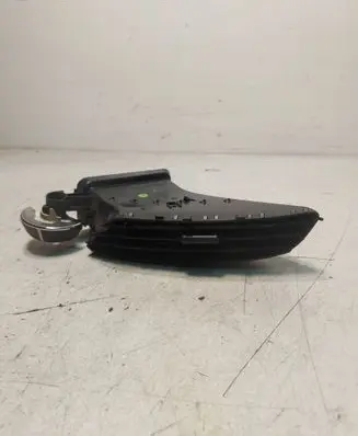 Ford C-MAX II Dash center air vent grill 07465000
