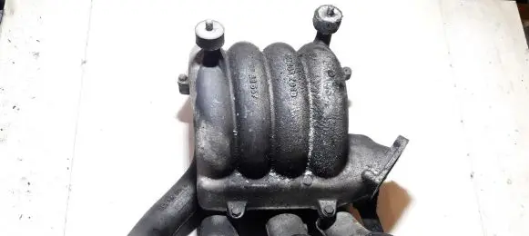 Audi A4 S4 B5 8D Intake manifold 058132206d 33557
