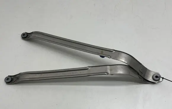 BMW X3 G01 Fuel tank mounting bracket 7404150