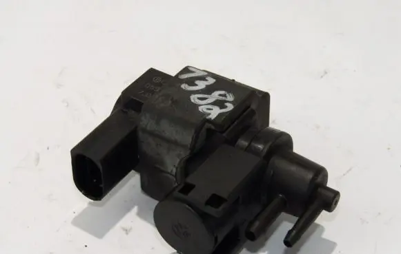 Audi A6 S6 C6 4F Turbo solenoid valve 059906628B