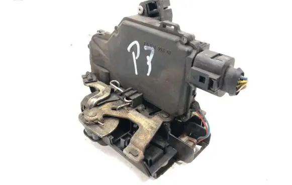 Seat Toledo II (1M) Front door lock