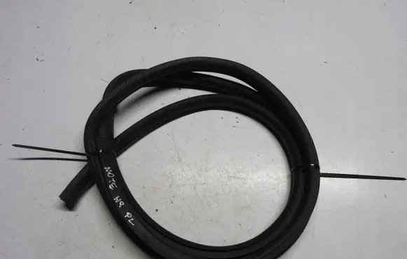 Nissan Note (E12) Rubber seal loading door HR12DDR