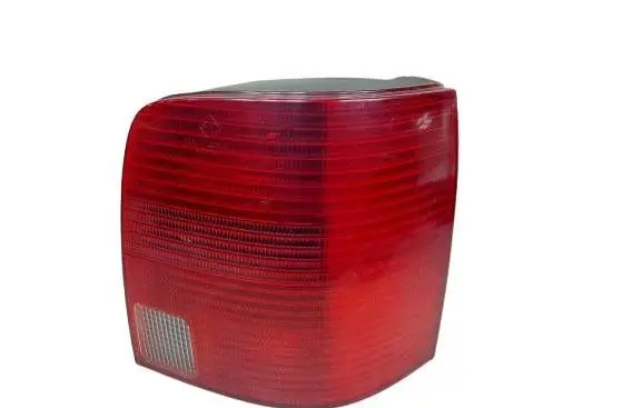 Volkswagen PASSAT B5 Rear/tail lights 3B9945257-KASACJA 3B9945257
