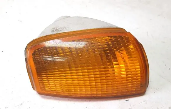Volkswagen Polo II 86C 2F Front indicator light 6R0142794