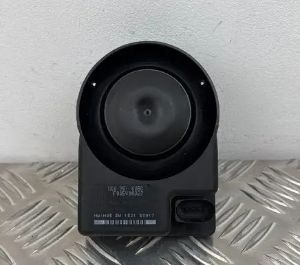 Volkswagen Touareg II Alarm system siren 1K0951605C F005V00327 50917
