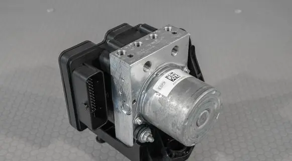 Mercedes-Benz Sprinter W907 W910 ABS Pump A9079008006 A9104310800