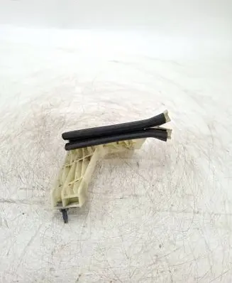 Citroen C4 I Picasso Rear door windshield rail 9654092180