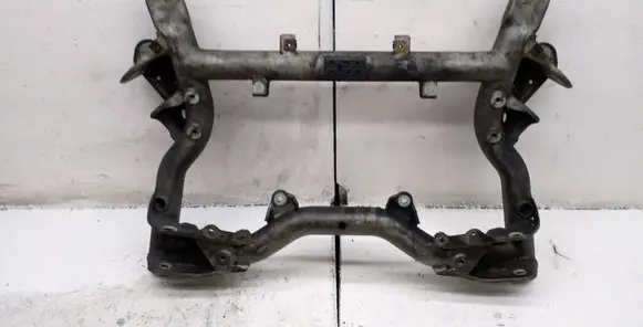 Mercedes-Benz E W212 Front subframe