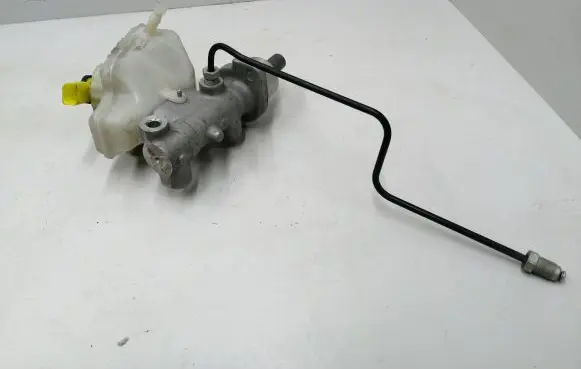 Think City Master brake cylinder YS612K478AA 0335088460