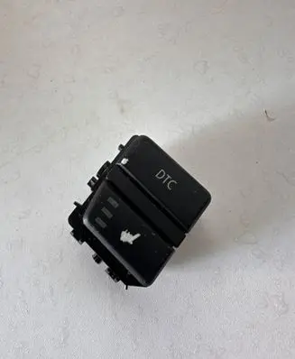 BMW 5 E60 E61 Seat heating switch 502299 915907702