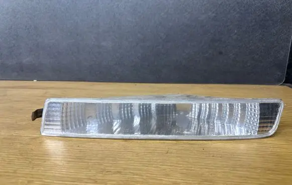 Opel Vivaro Front bumper turn signal 03742851