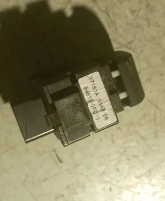 Toyota Corolla Verso AR10 Electric window control switch 848100F010 37181A3348B