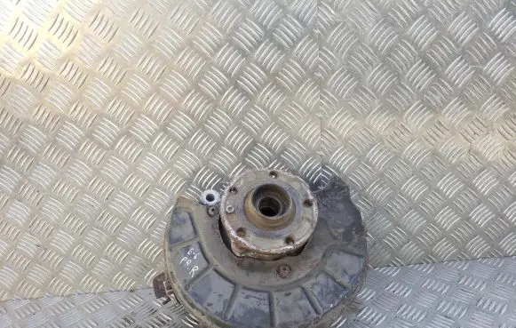 Volkswagen PASSAT B6 Front wheel hub