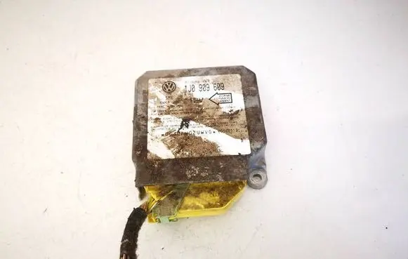 Volkswagen Golf IV Airbag control unit/module 1J0909609