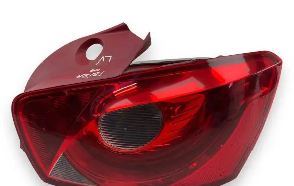 Seat Ibiza IV (6J,6P) Rear/tail lights