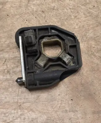 BMW 1 F20 F21 Radiator mount bracket 145324