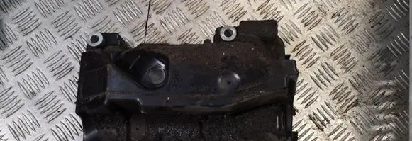 Intake resonator