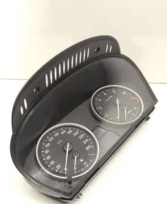 BMW 5 E60 E61 Speedometer (instrument cluster) 62119153751 110080213 789801890