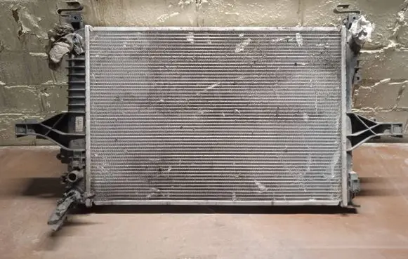 Volvo V70 Coolant radiator 81868558748