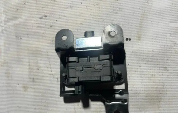 BMW 6 E63 E64 other engine part d25s